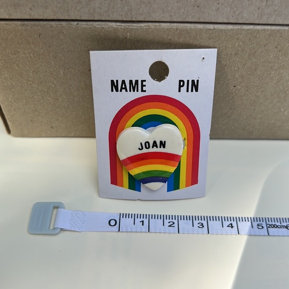 JOAN Vintage Iconic 80s Ceramic White Heart Rainbow Name Pin - Picture 3 of 6